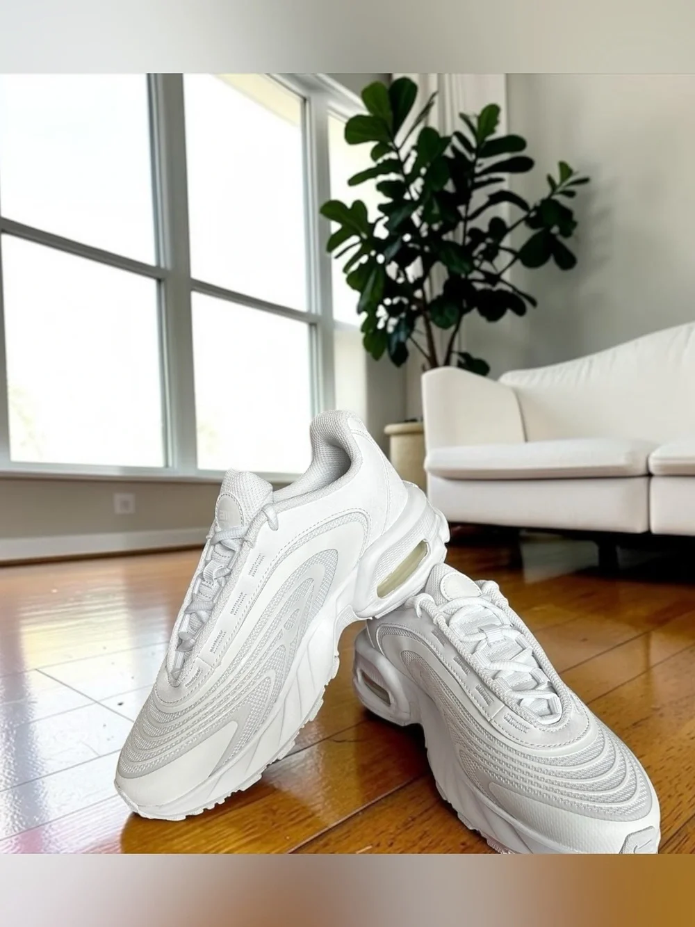 Nike Air Max Fire Women’s Size 7 Brand New
